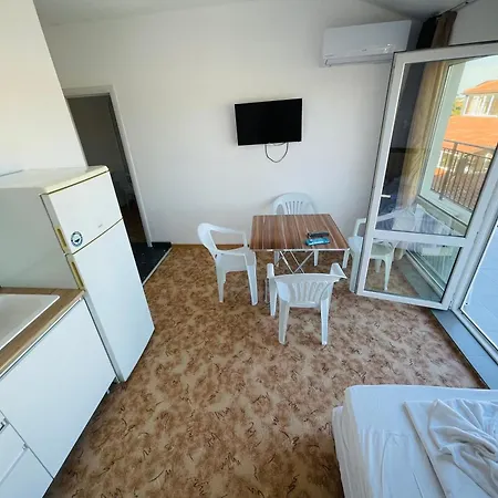 شقة Apartments Lozenets لوزينيتس