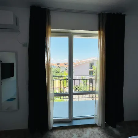 Apartment Apartments Lozenets