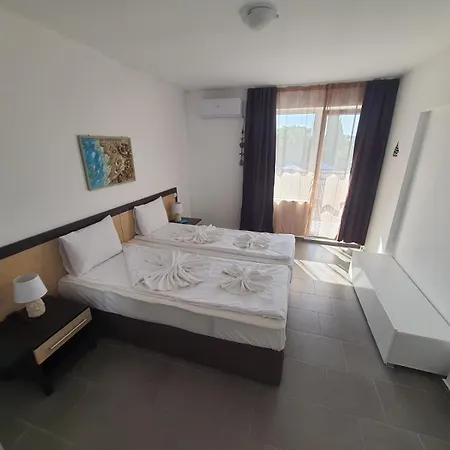 아파트 Apartments Lozenets